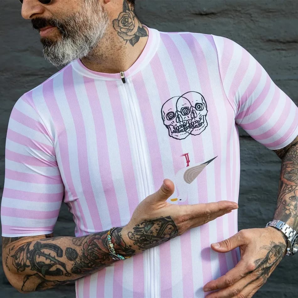 Love The Pain 2022 Neues Herren-Radtrikot, Sommer, kurzärmelig, atmungsaktiv, schnell trocknend, Top Maillot Ciclismo Hombre Bike-Shirt