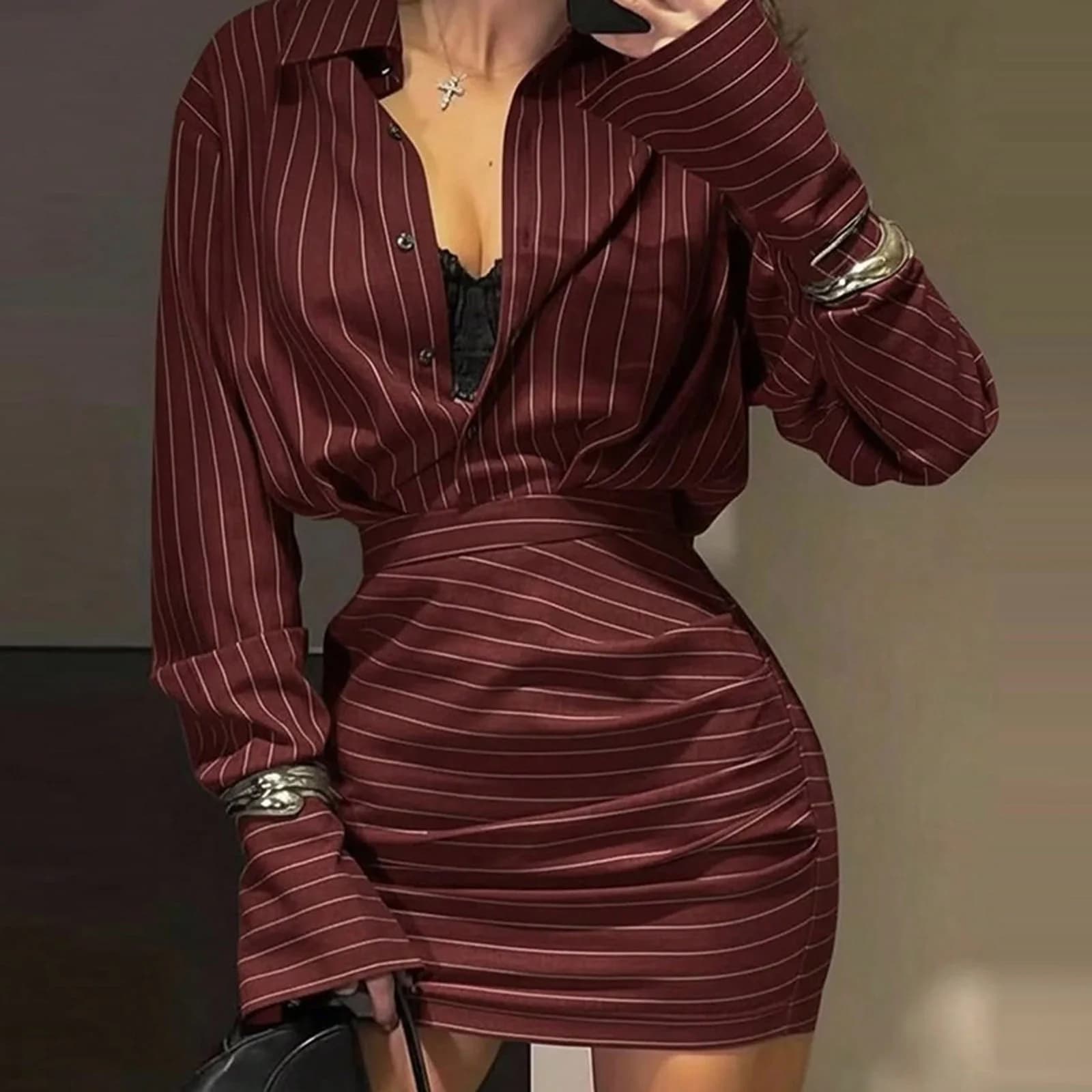 Elegantes gestreiftes Hemd-Rock-Set für Damen, schmal geschnittene, einreihige Bluse, kurzer Hüftrock, Frühling, Herbst, Büro, lässig, schickes