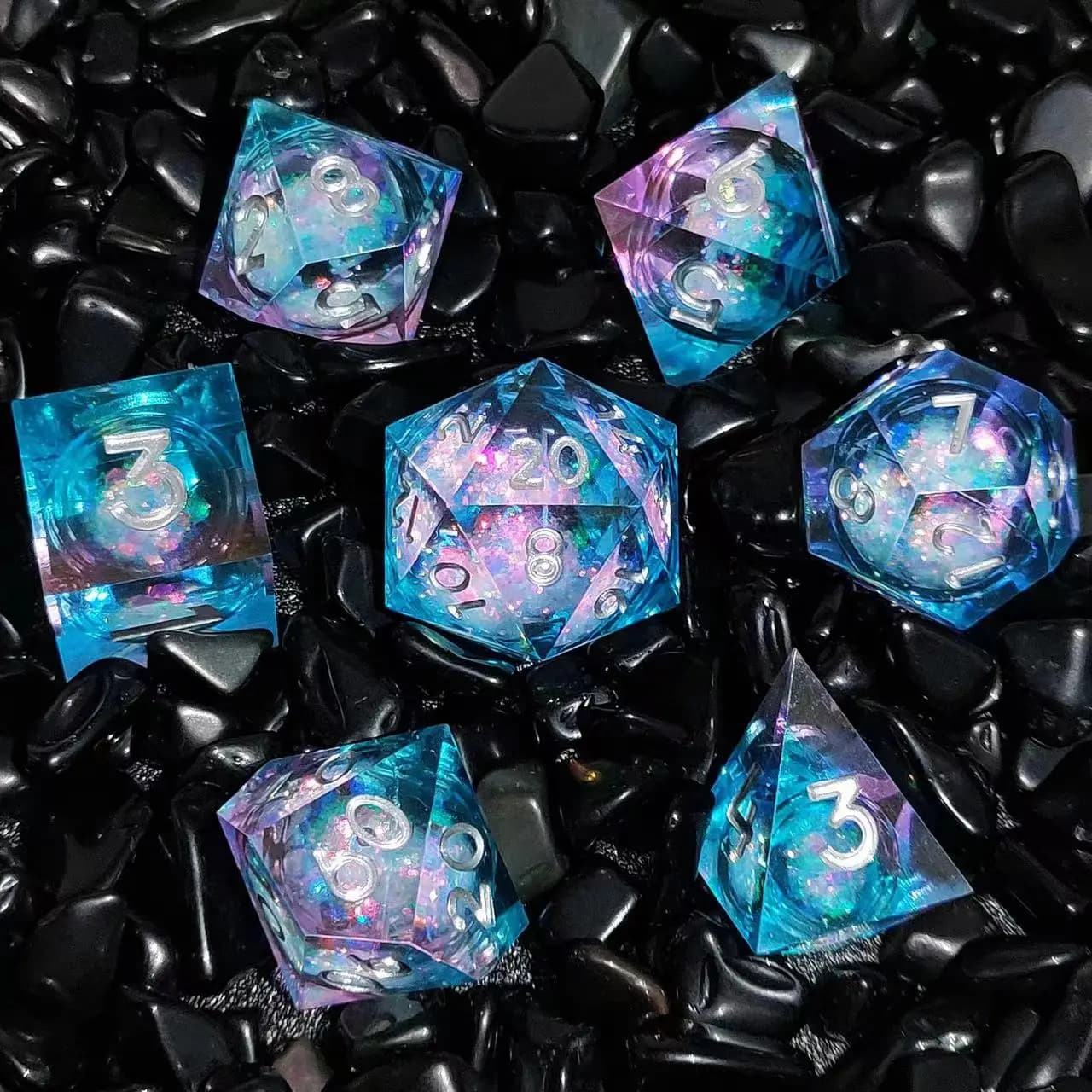 7 stücke harz quicksand gemischte farbe würfel polyeder set klar brett karte spiel liefert freizeit tisch unterhaltung spielzeug Spielen geschenke