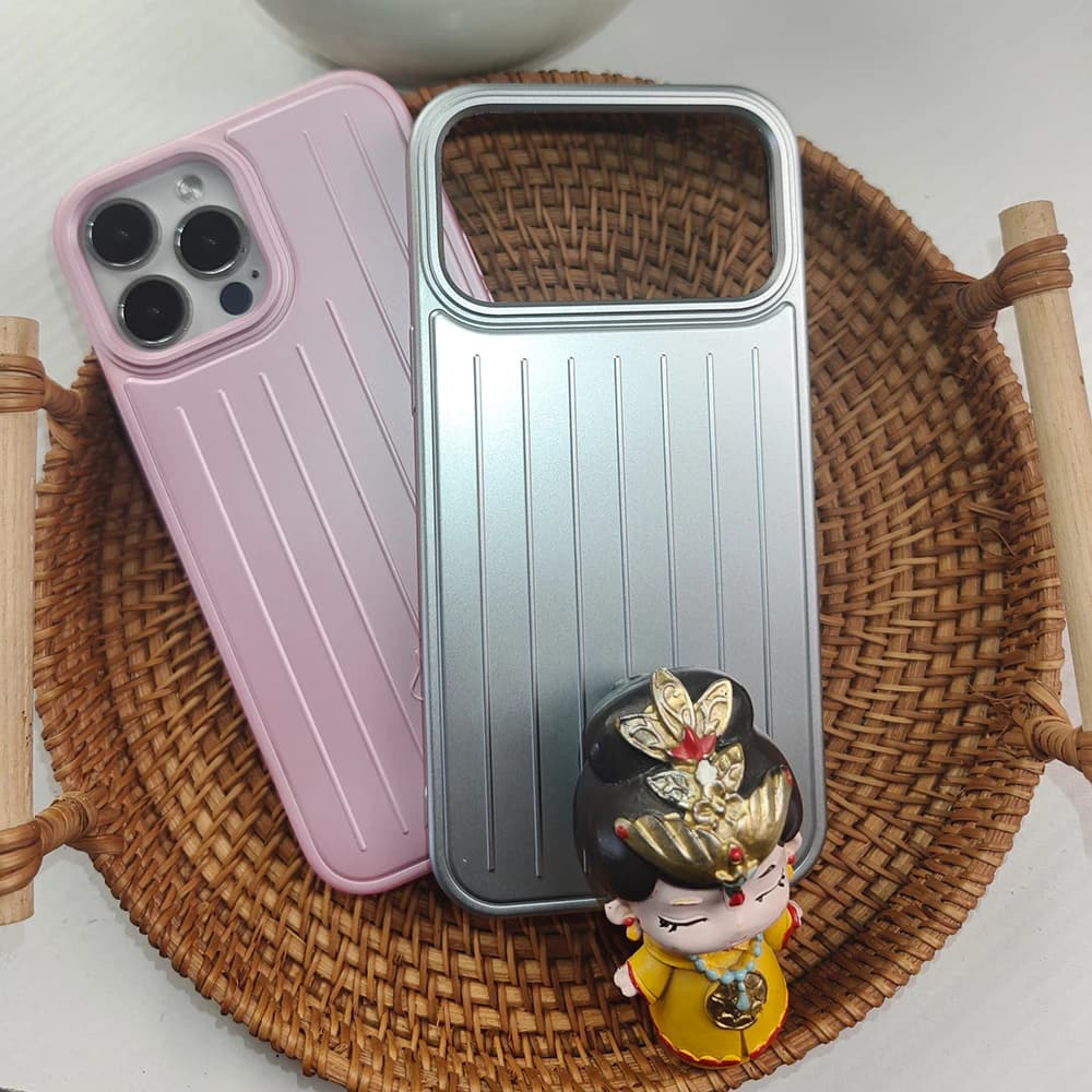 Kofferstreifen-Muster für iPhone 17 16Pro Max 15 14 13 Matt Stoßfeste Harte PC Galvanisierte 3D-Handyhülle Mit Logo