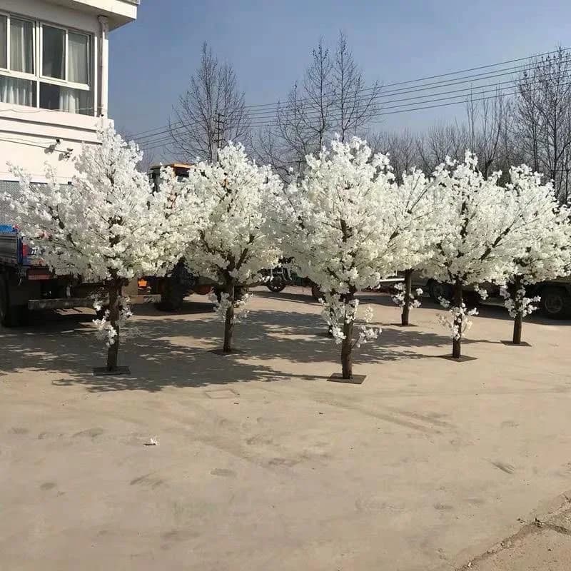 Weißer Künstlicher Kirschblütenbaum Hochzeitsbogen-Set Künstliche Blumen Simulierte Birnenblüten Wunschbaum für Außenbereich