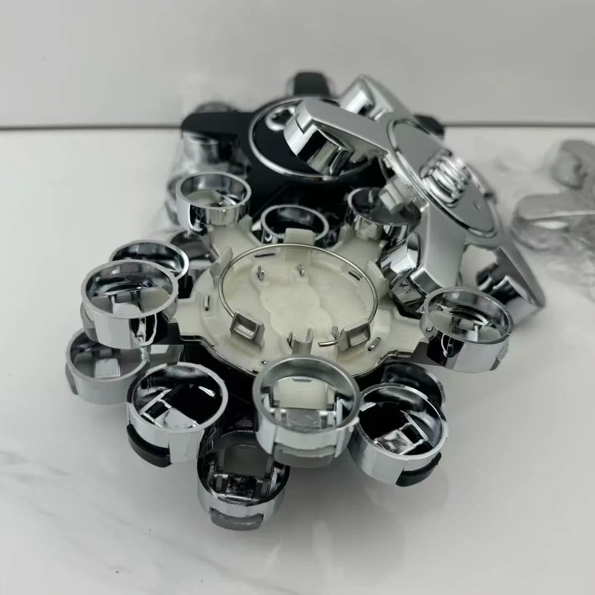 4er-Set Audi 135MM Radnabenkappen 8R0601165 4F0601165 für A4 A5 A6 A7 Q3 Q5 A3 S5 Zubehör Auto Radnabenabdeckungen Felgenkappen