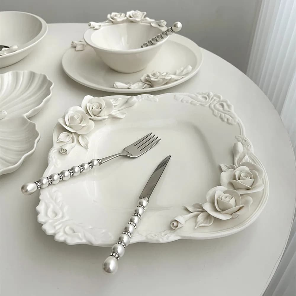 Europäische Relief Hand Blumenschale, Teller, Tasse und Geschirr-Set für Zuhause, Nachmittagstee, exquisite Keramik-Display-Teller