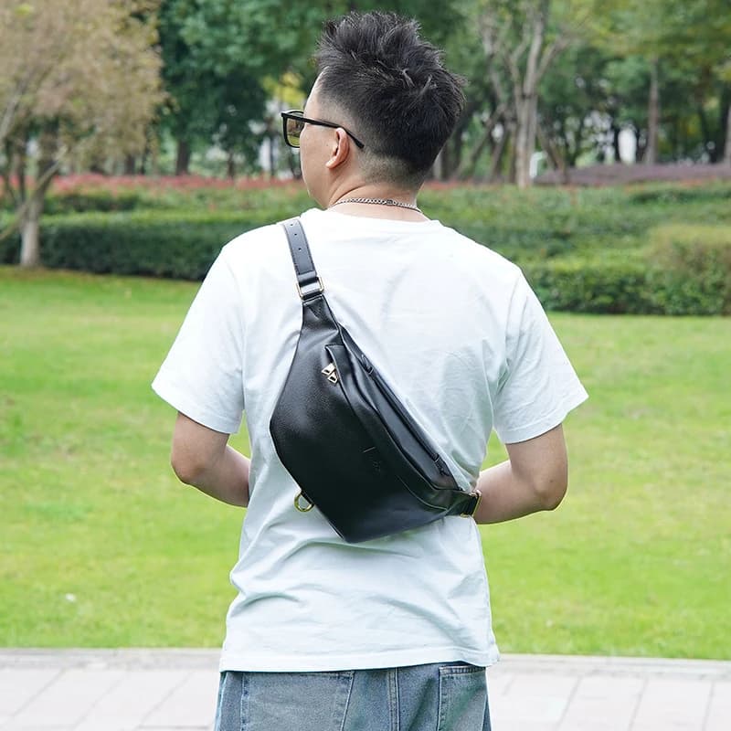 Neue Herrentasche Retro-Umhängetasche mit einer Schulter, modische Nischen-Brusttasche aus weichem Leder mit großem Fassungsvermögen und