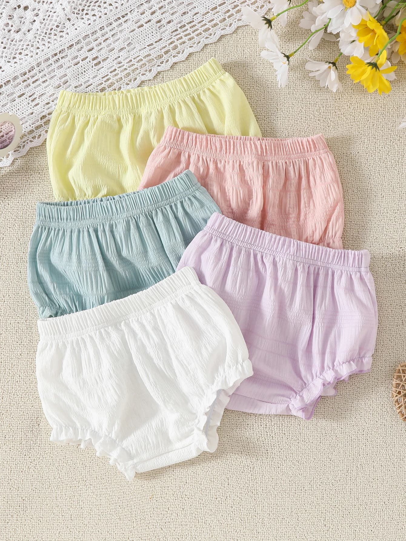 Einfarbige, lässige, einfarbige, weiche Shorts für Babys, bequemer, heiß verkaufter Sommer-Dreiecks-Kurzstil mit Spitzenbesatz, 5er-Pack