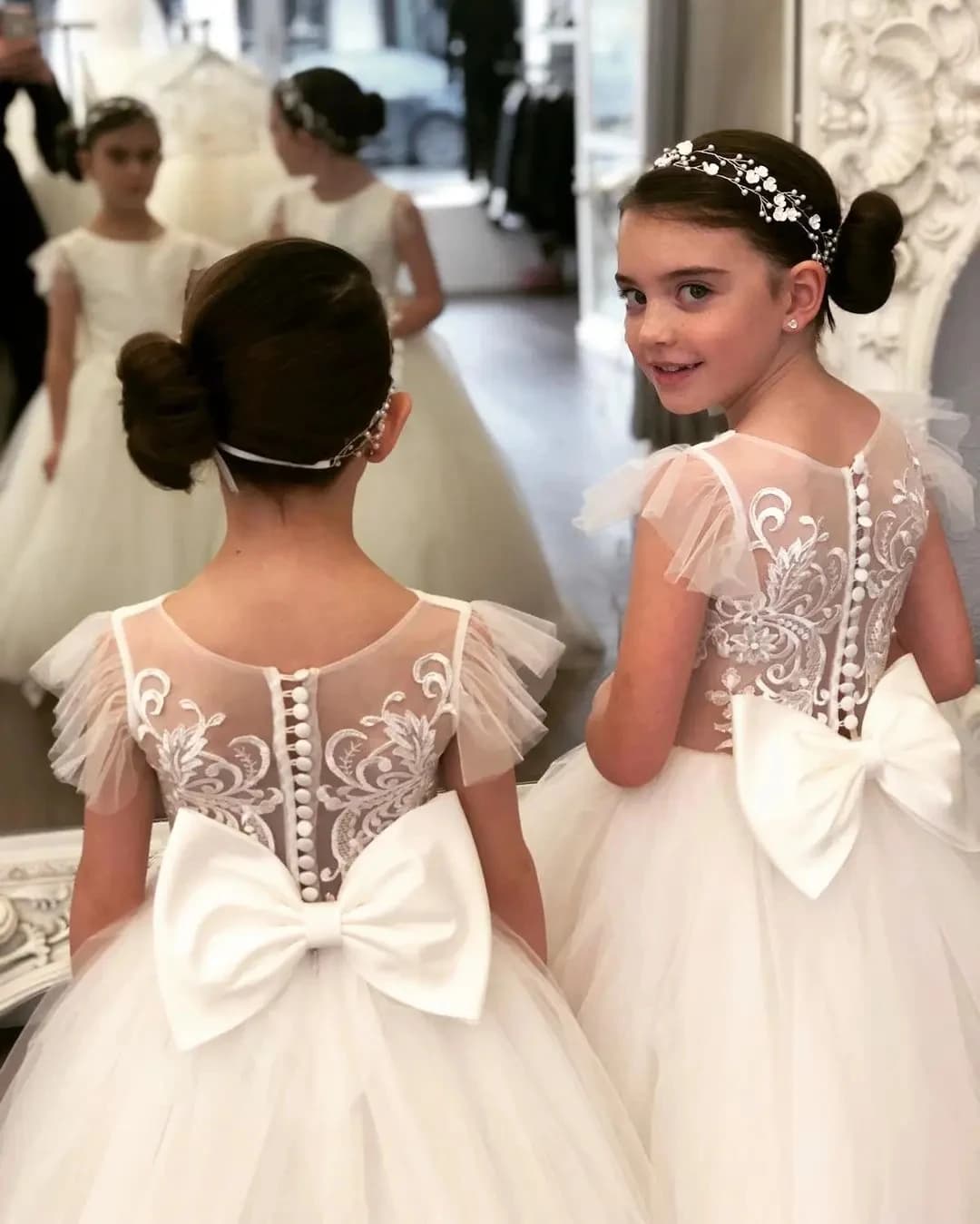 Kinder Mädchen flauschige Prinzessin Tüll Kommunion Kleid mit Bowknot niedlichen Spitze langen Zug Blumen mädchen Kleider für Hochzeits feier
