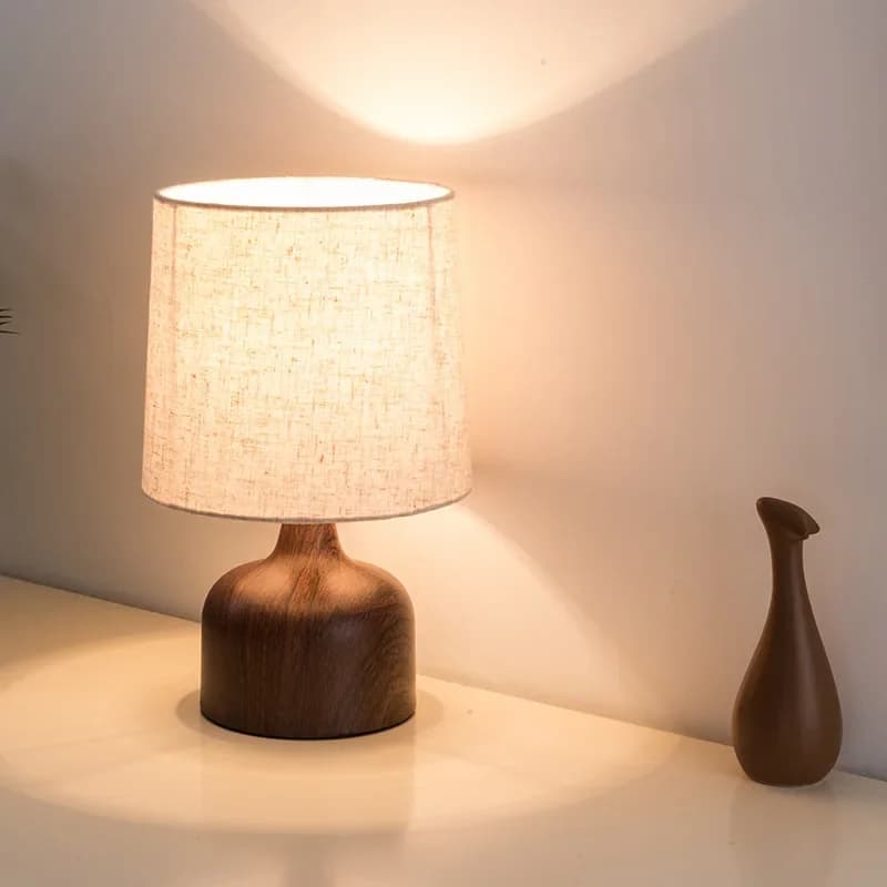 Kreative Schlafzimmer-Nachttischlampe im japanischen Stil, Retro-Studienzimmer, Hotel, Eisen, Holzmaserung, warmer Stoff, Schreibtischlampe, Leselampe