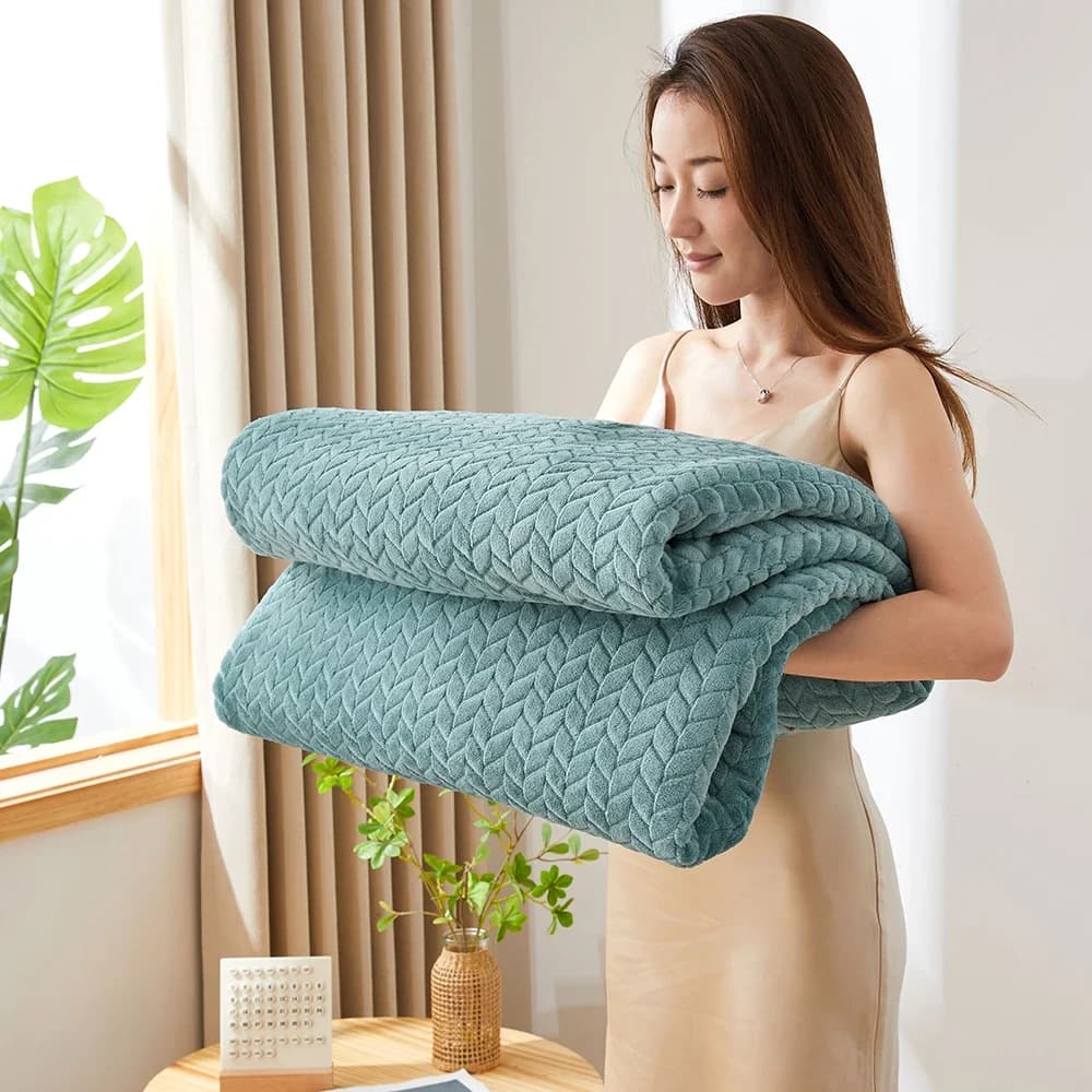Flauschige Korallen samt decke Flanell plüsch bequeme verdickte und warme weiche Sofa decke für klimatisierten Raum luxus