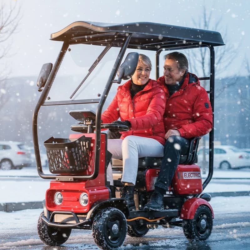 Neues vierrädriges Elektrofahrzeug für ältere Menschen mit Schuppen für kleine, behinderte Erwachsene zu Hause, unterstütztes Batterieauto