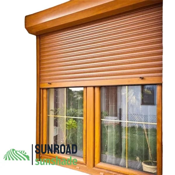 Maßgeschneiderter Outdoor-Aluminium-Rollverschluss für Fenster, braunes Farbschema, Großhandel mit quadratischer runder Kassette SUNROAD