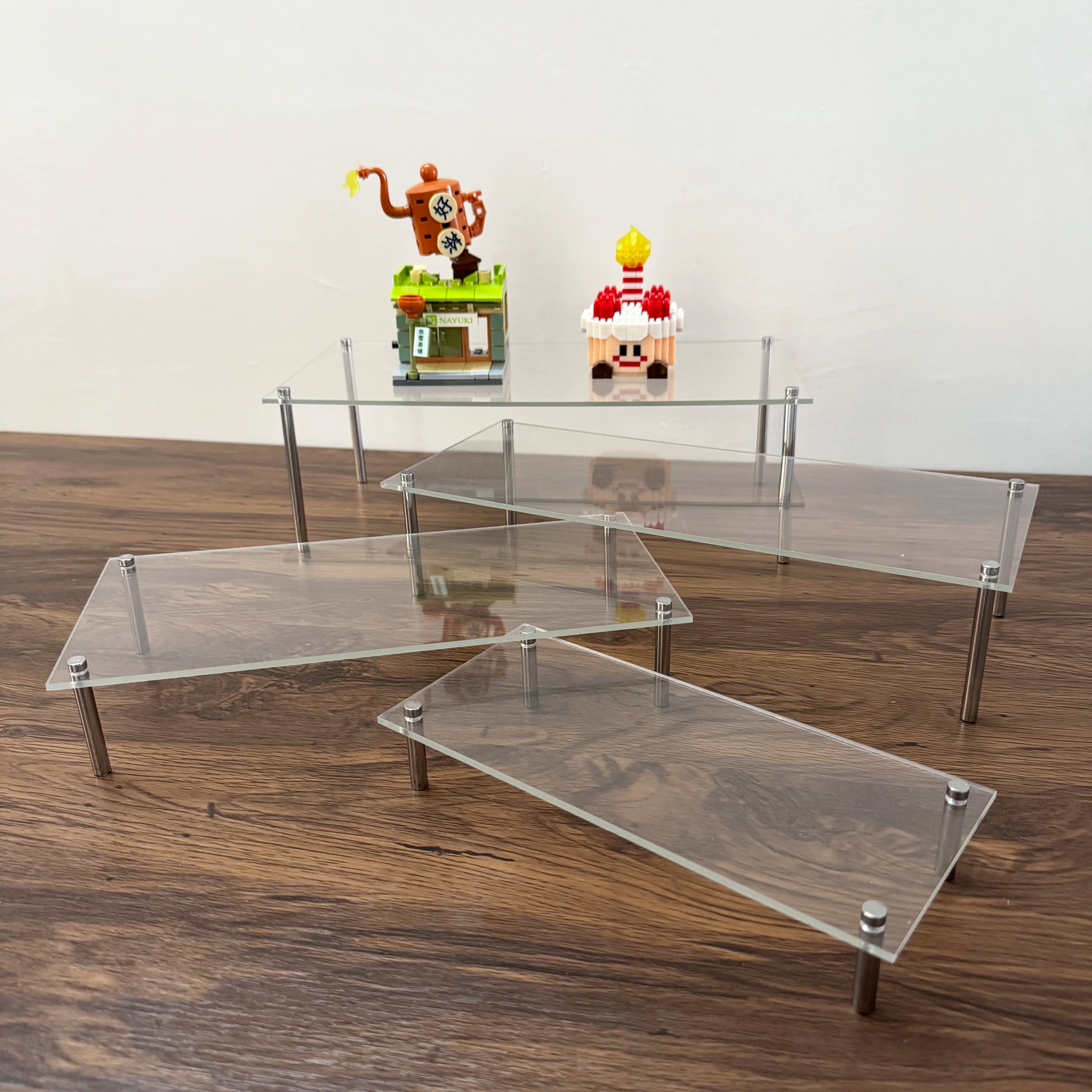 Transparenter Acryl-Cupcake-Ständer, Figuren-Präsentationsständer, Kuchen-Dessert-Aufbewahrungsständer, Metallständer, Parfüm-Aufbewahrungsregal