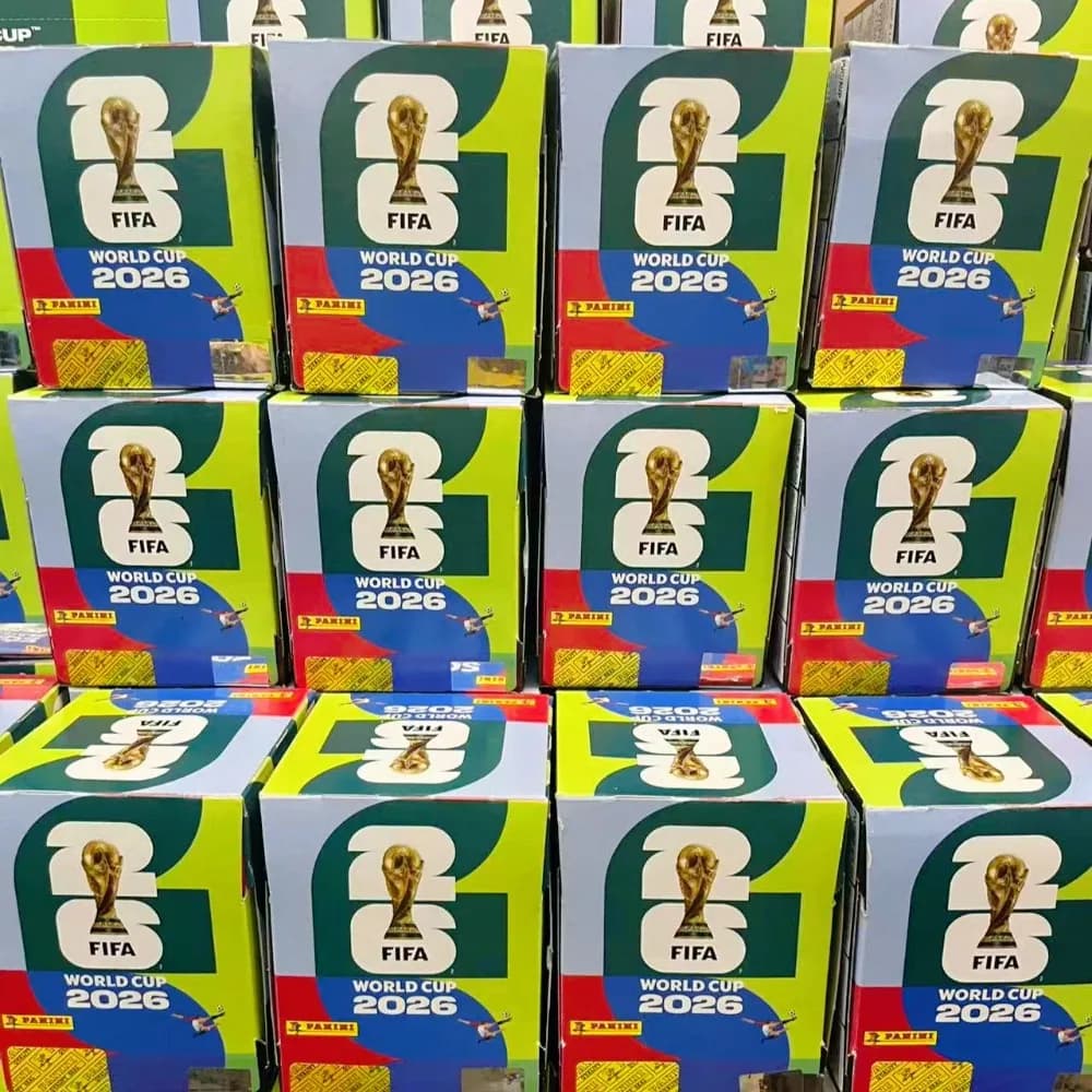 Panini FIFA 2026 Weltmeisterschaft Offizielle Sammelsticker Fußball-Fan Sport-Sammlung Souvenir 3/5/10/20/50 Packungen