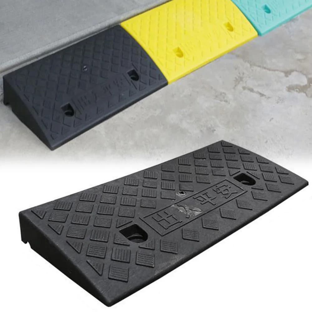 1pc PE Kerb Rampe 30/40/50mm Höhe Nicht-Slip Schwelle Rampe Für Autos Fahrräder Roller rollstühle Going Uphill Glatte Übergänge