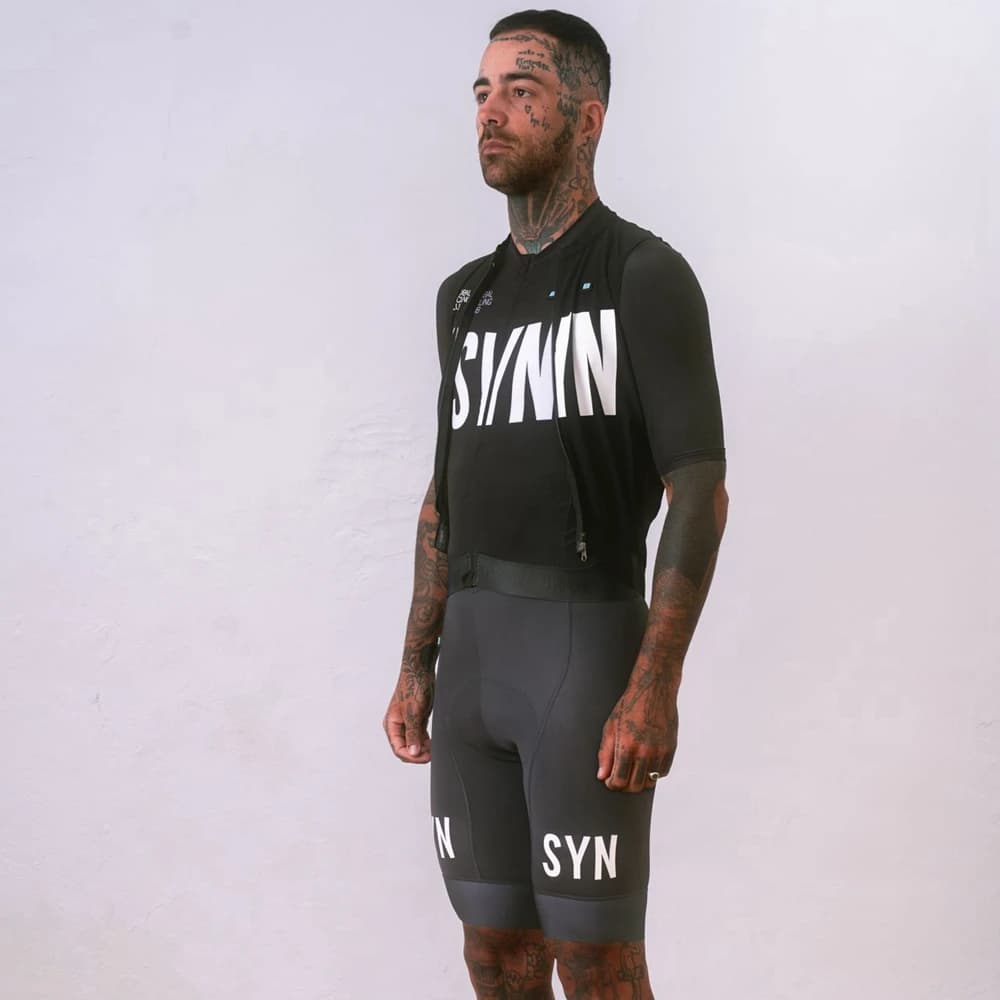 Schwarzes Radtrikot und Trägershorts 2025, Team Race Fahrradanzug Herren Rennrad Kurzarmshirt Set SYN Fahrradbekleidung