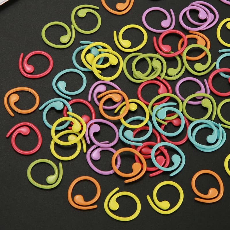 Metall-Maschenmarkierer Spiralförmige Häkelmarkierer-Ringe Mehrfarbige Häkel-Verschlussmarkierer zum Stricken und Häkeln (Mehrfarbig)