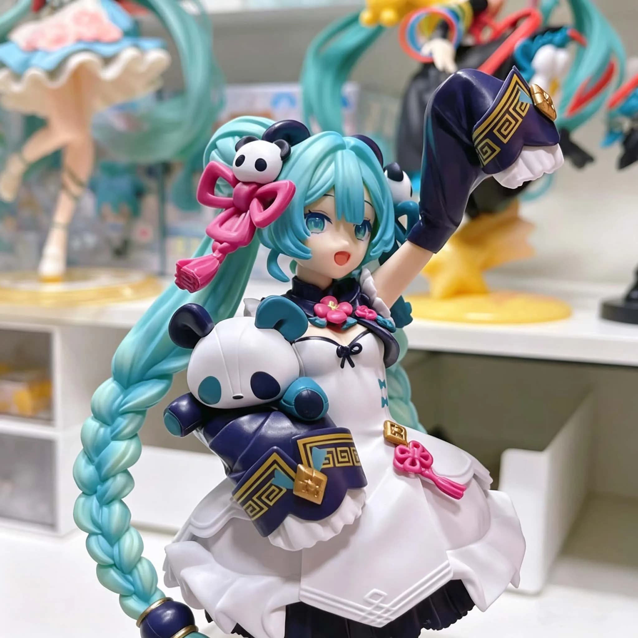 17CM Anime Hatsune Miku Panda Version. Anime-Figur, Sammlermodell, Dekorative Verzierungen, Kawaii-Geschenk für Kinder, 1 Stück verkauft