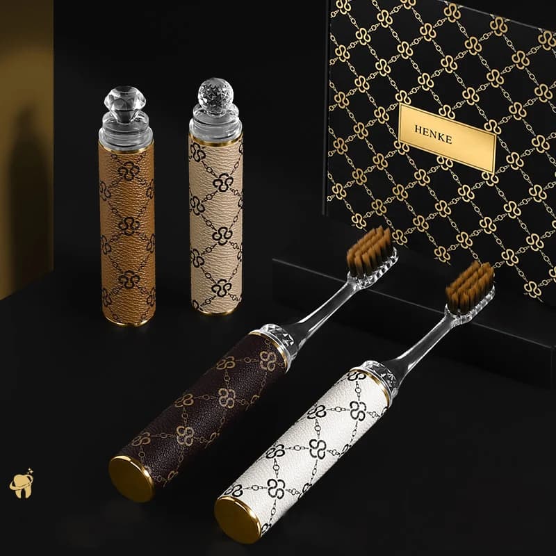 4 TEILE/SCHACHTEL Elegante Tasche Lippenstift Zahnbürste Ultra-Weiche Komfort Pinsel Reise Tragbare Hause Reinigung Luxus Griff Geeignet für Bo