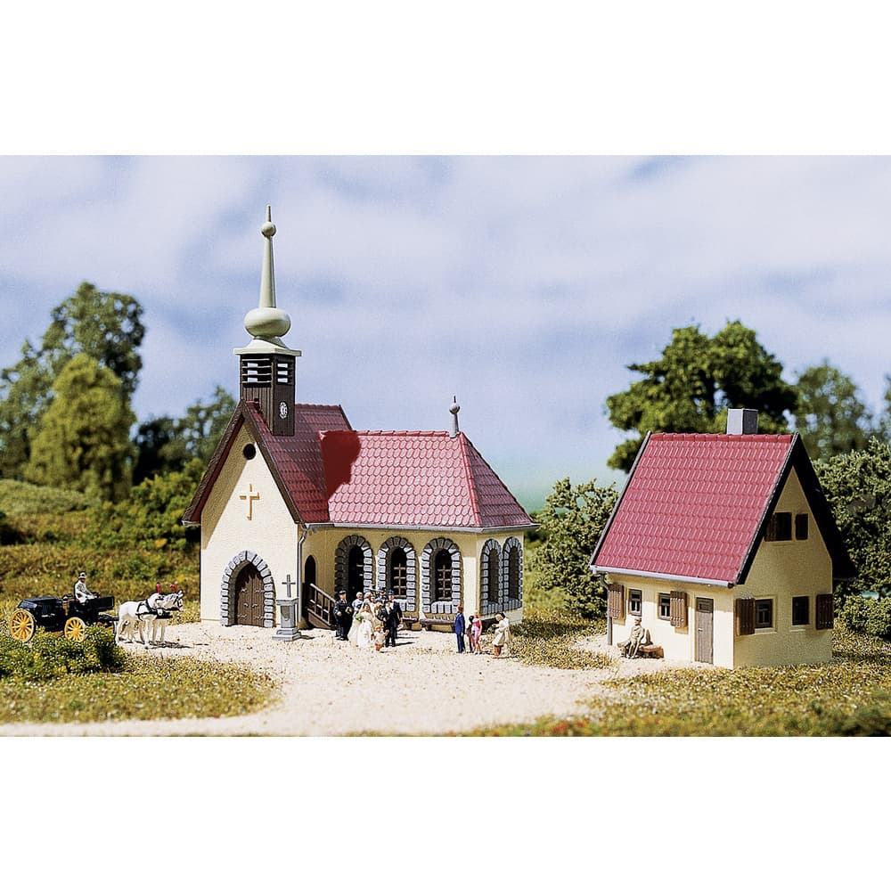 14461 N Dorfkirche Mit Pfarrhaus - Auhagen