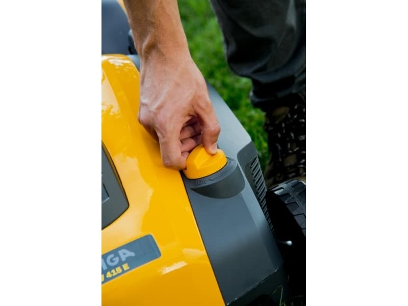 STIGA SV 415 E - Elektrischer Vertikalschneider - Arbeitsbreite: 38 cm. - 1500 W