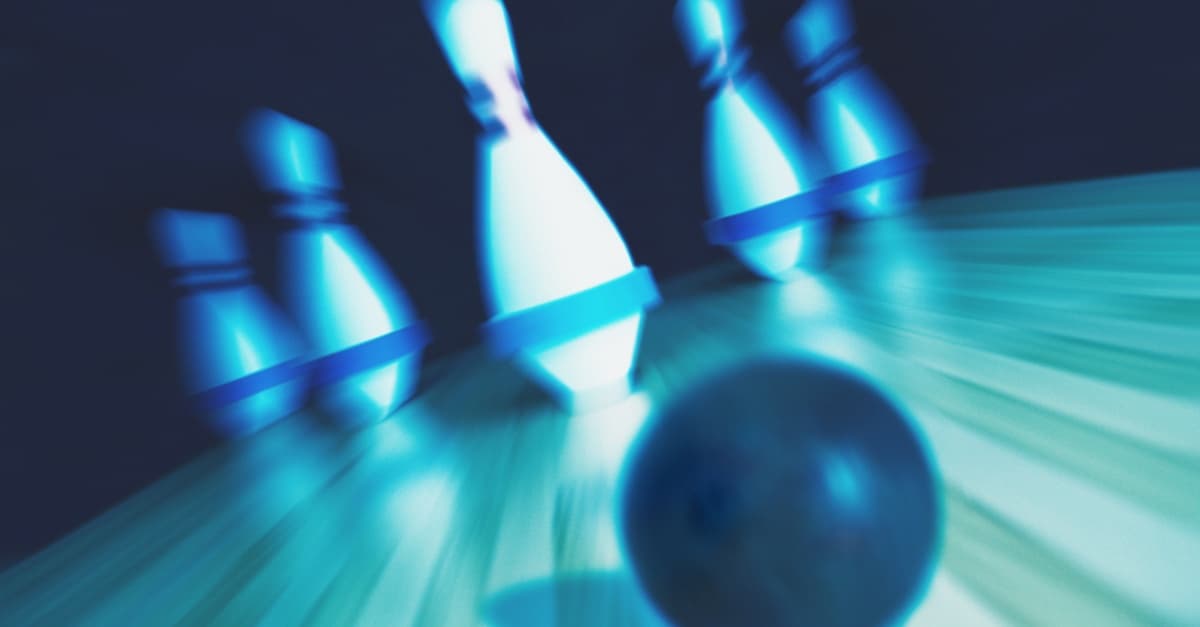 Strike voller Spaß und Action: 2 Std. Kegeln + Softdrinks & Vorspeisen