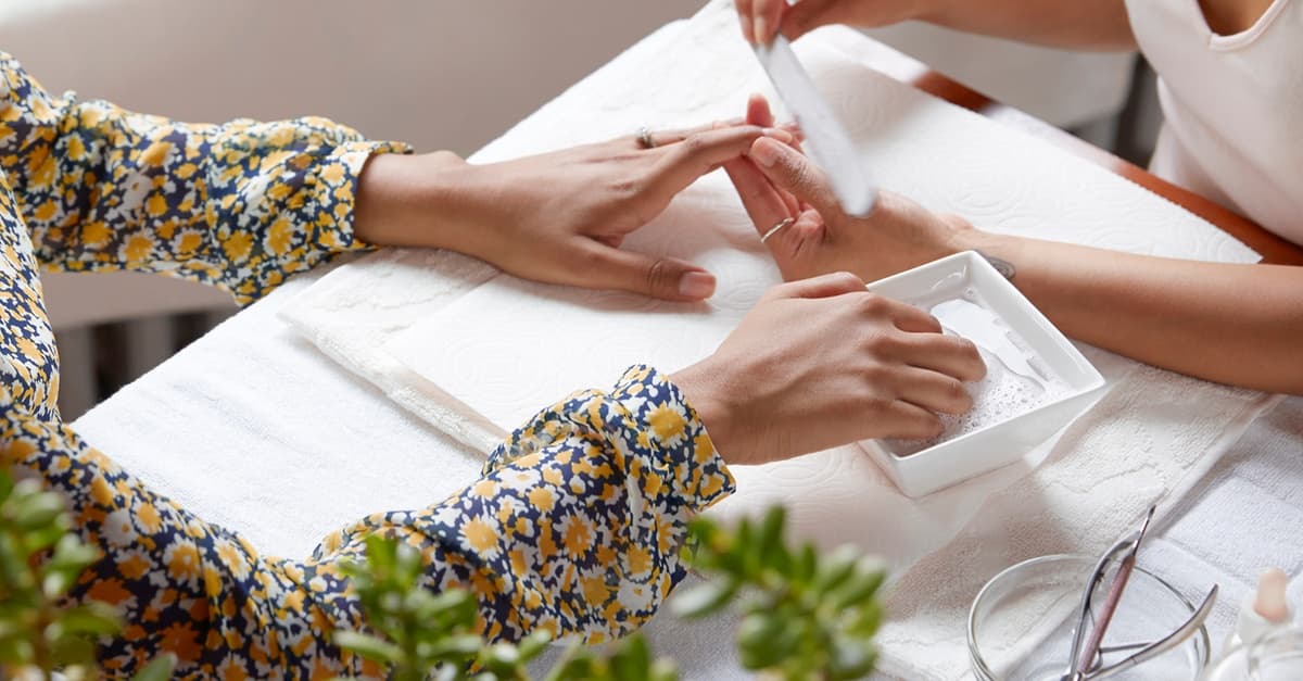 Bis zu 49% Rabatt auf den Maniküre bei Rola Beauty