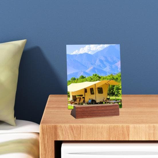Hölzerner Tischkartenhalter Rustikaler Schreibtischkalender Hochzeitsbankett Restaurant Tischnummernkartenständer Foto Bild Ausstellungsbasis