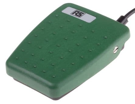 RS PRO Universal Fußschalter Tastend, 1-poliger Wechsler Thermoplast, 1.75A 24 V ac, IPX7