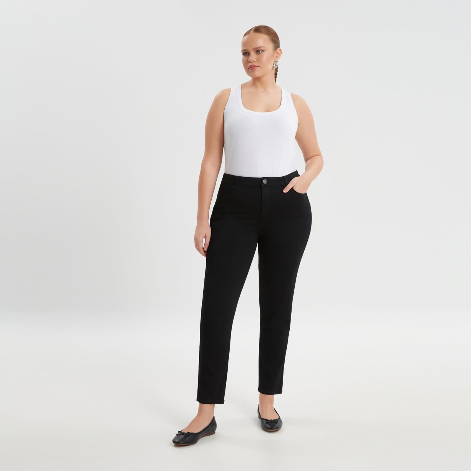 Basic slim black jeans