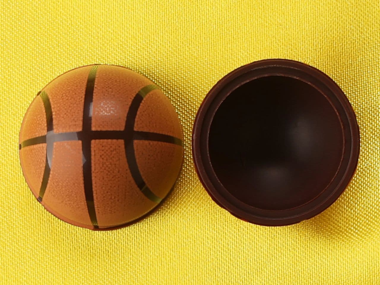 1 Folie Halbschale Zartbitter Basketball 40 Stück