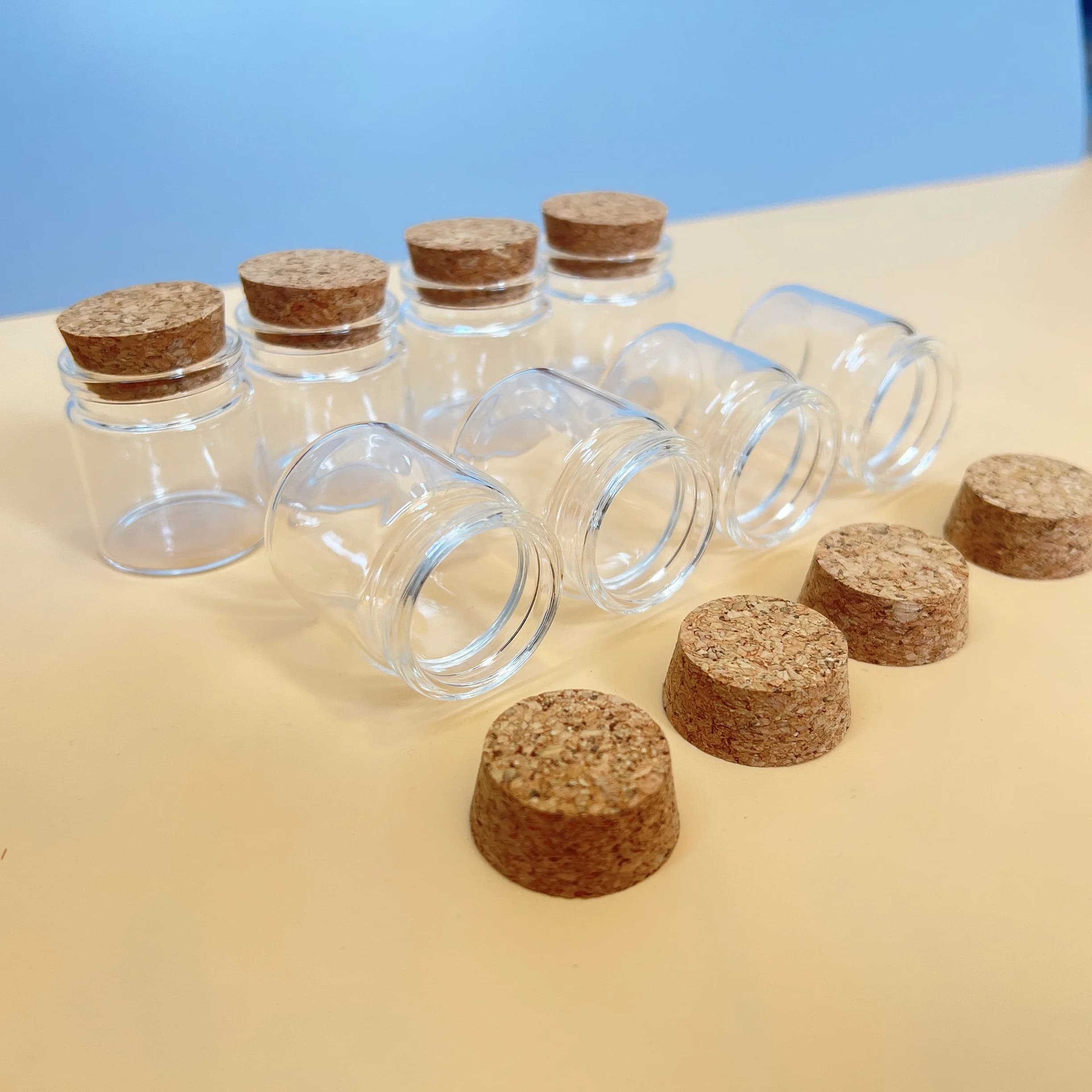 12/24/36 Stück 26x37x40mm 25ml Mini-Glasflaschen mit Korken Kleine Gläser Küchen-Gewürzaufbewahrung Heimdekoration DIY-Basteleien