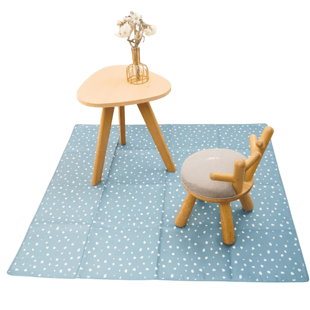 Kinderunterlage 110 × 110 cm Türkis mit weißen Flecken Wasserabweisende faltbare waschbare Unterlage mit rutschfestem Silikonboden