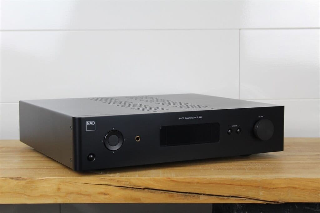 NAD Set C268 Endstufe + NAD C658 Vorverstärker (graphit)