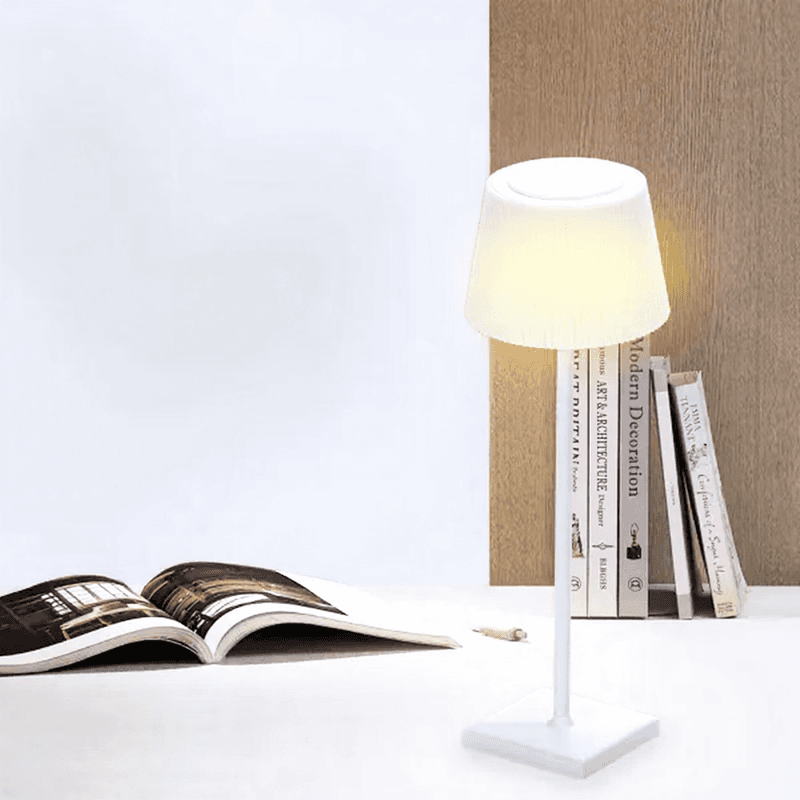 Aigostar Wiederaufladbare Schreibtischlampe 4W CCT Touch-Dimmung und Farbwechsel