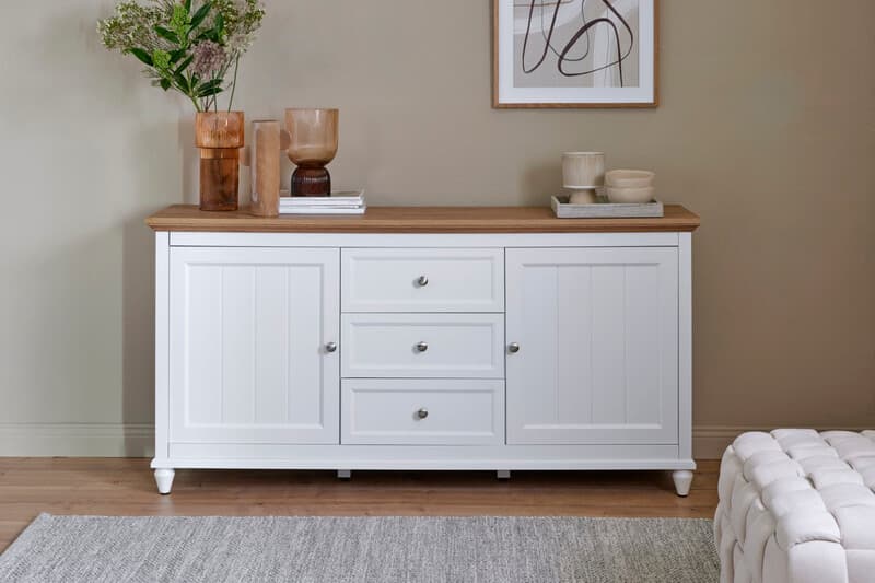jahnke Sideboard im Vintage-Look mit Montanaholz-Deckplatte, weißer Front und Metallgriffen, 150 x 80,5 cm