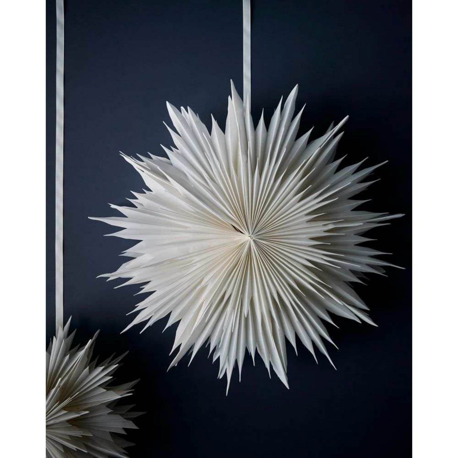 Dust Stern Off White - House Doctor - Wohnzimmer - Papier / Karton