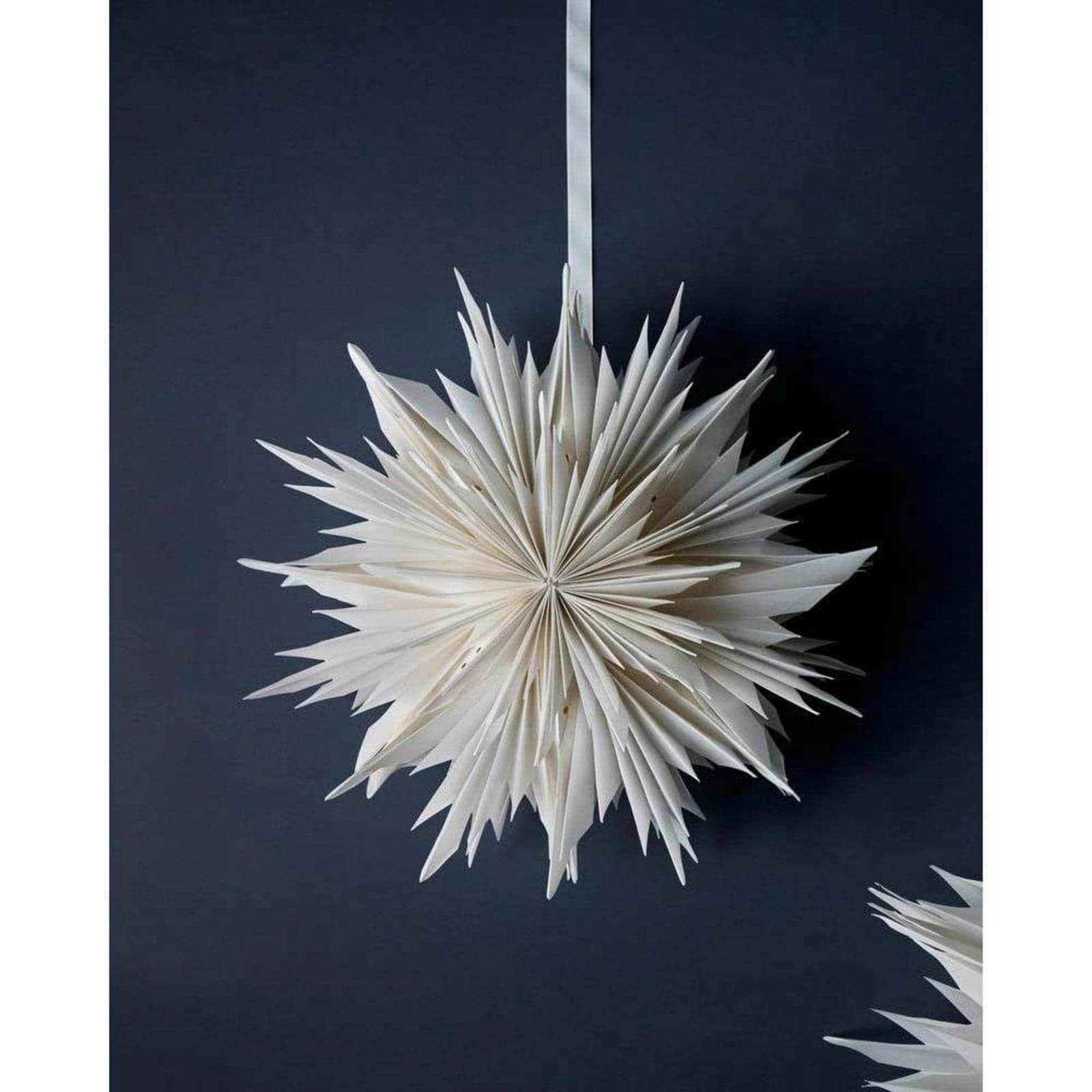 Dust Stern Off White - House Doctor - Wohnzimmer - Papier / Karton