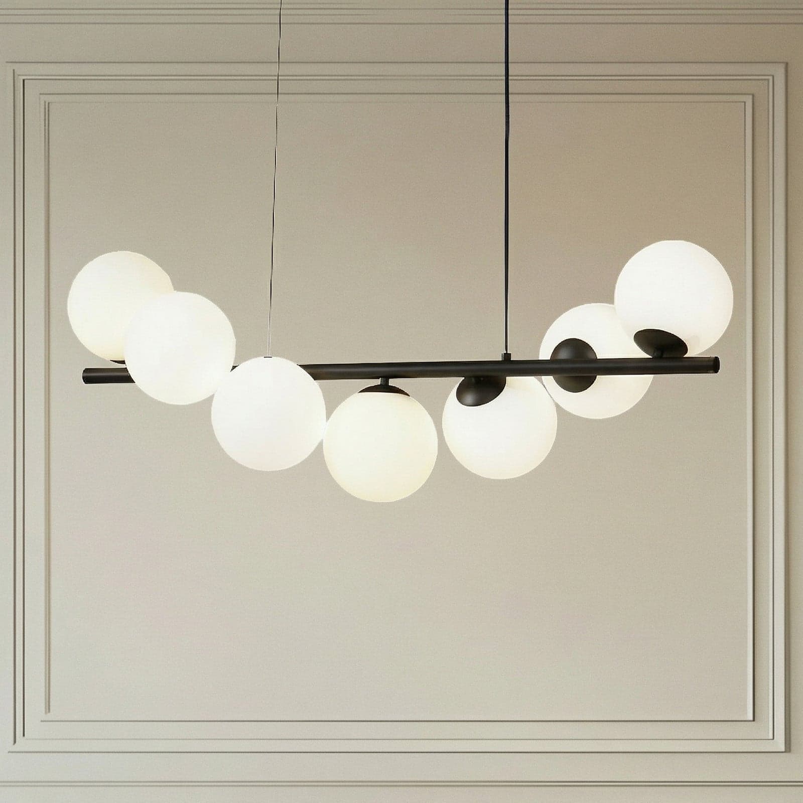 Isandro 7 Pendelleuchte Schwarz/Opal - Lucande - Esszimmer - Design - Glas - Mehrflammig